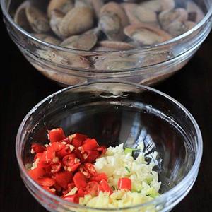 Cách làm mì Ý sốt nghêu lụa