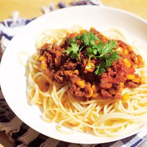 Cách làm mì Ý sốt thịt bò và cà chua