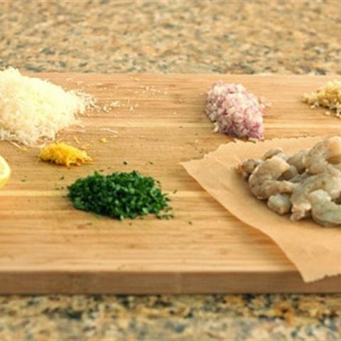 Cách làm mì Ý sốt tôm vị chanh