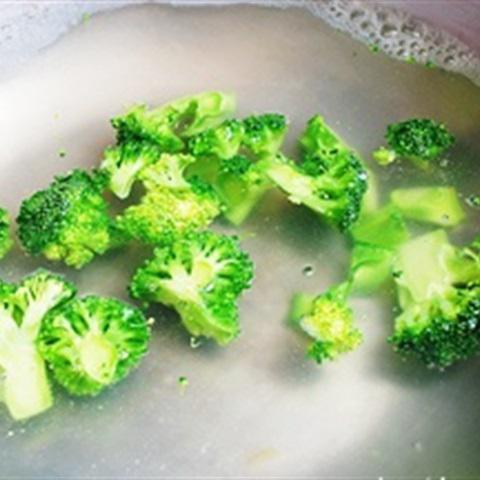 Cách làm mì Ý sốt với kem