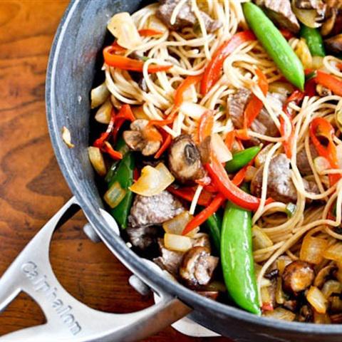 Cách làm mì Ý thịt bò sốt cay