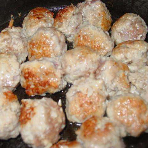 Cách làm mì Ý thịt viên