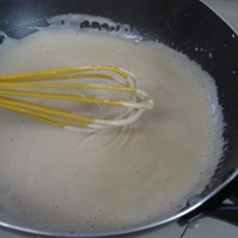 Cách làm mì Ý trứng cá muối sốt kem