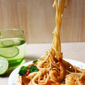 Cách làm mì ý với hải sản