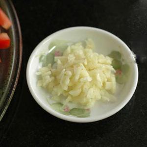 Cách làm mì Ý xào thịt bò