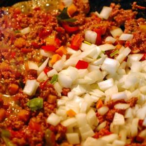 Cách làm mì Ý xào thịt bò