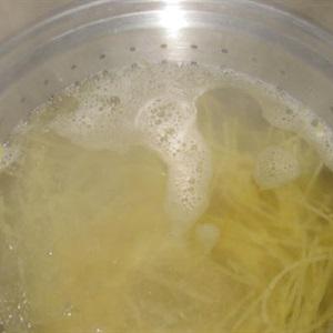 Cách làm mì Ý xào tôm sốt bơ tỏi