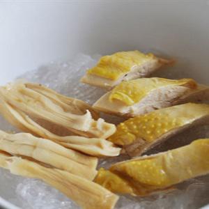 Cách làm miến gà nấu măng khô