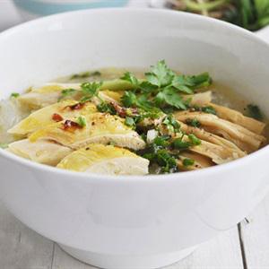 Cách làm miến gà nấu măng khô