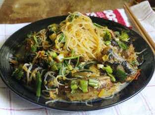 Miến lươn xào