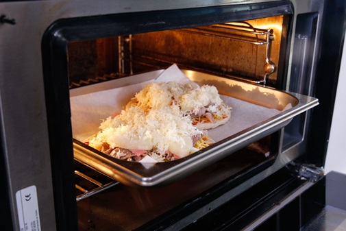 Miến nấu hến và rau cải ngon ngất ngây