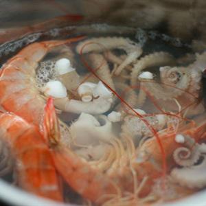 Cách làm miến trộn hải sản