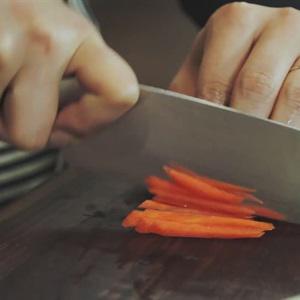 Cách làm miến trộn kiểu Hàn hấp dẫn