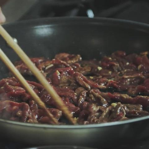 Cách làm miến trộn kiểu Hàn hấp dẫn