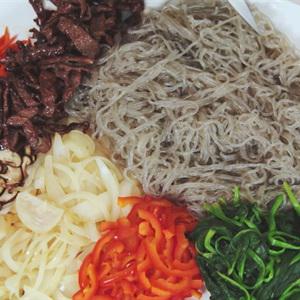 Cách làm miến trộn kiểu Hàn hấp dẫn