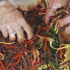 Cách làm miến trộn kiểu Hàn hấp dẫn