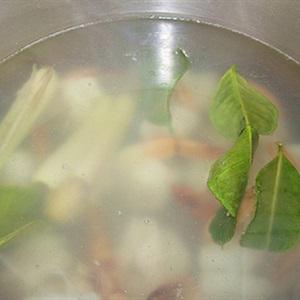 Cách làm miến trộn kiểu salad Thái