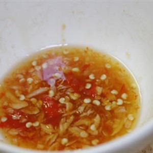 Cách làm miến trộn mực và rau củ