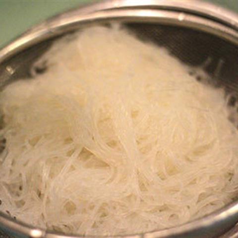 Cách làm miến trộn salad