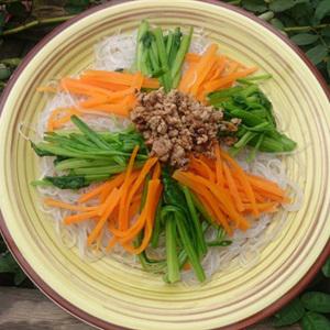 Cách làm miến trộn với rau cải
