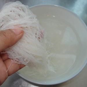 Cách làm miến xào bắp cải