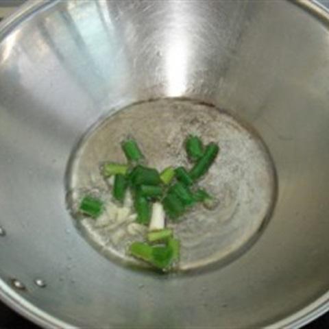 Cách làm miến xào bắp cải