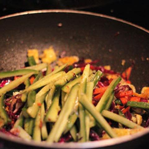 Cách làm miến xào rau củ