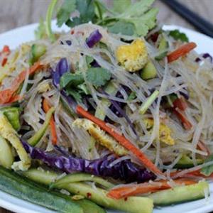 Cách làm miến xào rau củ