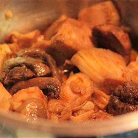 Cách làm mít non kho nấm