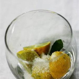 Cách làm mojito chanh bạc hà