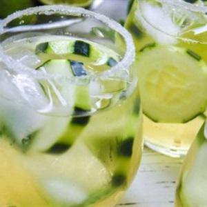 Cách làm mojito trà xanh dưa leo
