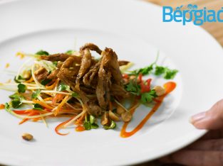 Món chay: Gỏi rau mầm cá cơm chay