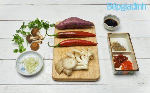 Món chay: Ớt sừng nhồi khoai lang hấp nước tương