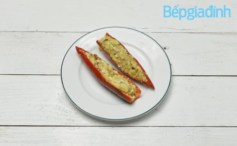 Món chay: Ớt sừng nhồi khoai lang hấp nước tương