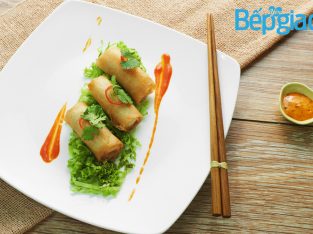 Món nấu nhanh: Chả giò cuốn tôm dừa thơm béo