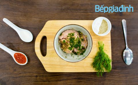 Món ngon cho bé: Súp hải sản bắp non thơm ngon