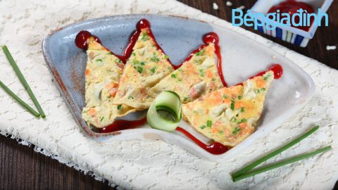 Món ngon cho bé: Trứng chiên bách hoa kiểu pizza