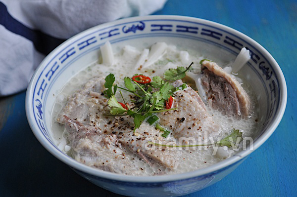 Món ngon cuối tuần: Bánh canh thịt vịt
