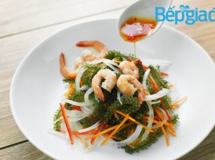 Món ngon cuối tuần: Gỏi rong nho tôm