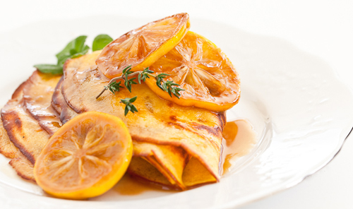 Món pancake sốt caramel chanh