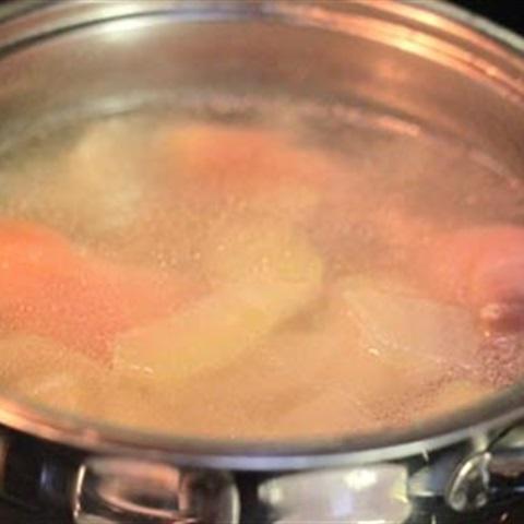 Cách làm móng giò hầm đu đủ