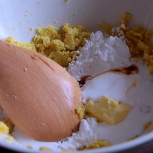 Cách làm bánh Mont Blanc vị khoai lang