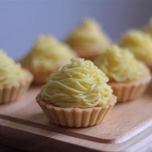 Cách làm bánh Mont Blanc vị khoai lang