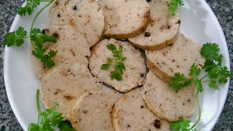 Mousse trà xanh, nhân pannacotta dừa