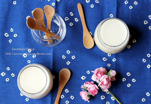 Mousse xoài chanh leo và sữa chua mật ong