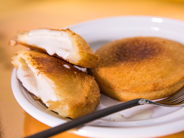 Mực chiên giòn xào ớt chuông cho bữa tối thêm hấp dẫn