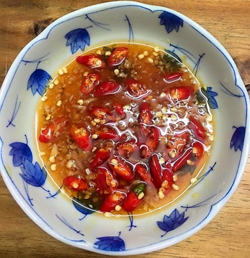 Mực chiên ớt lạ miệng thơm ngon, ăn hoài không chán