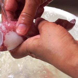 Cách làm mực chiên xào tỏi ớt