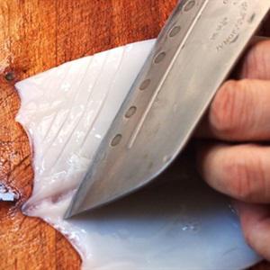 Cách làm mực chiên xào tỏi ớt