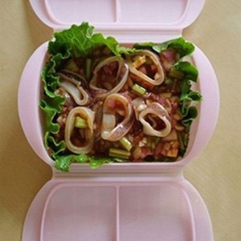 Cách làm mực hấp kiểu Thái